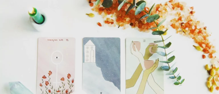 Por qué necesitas el tarot para deshacerte del equipaje emocional